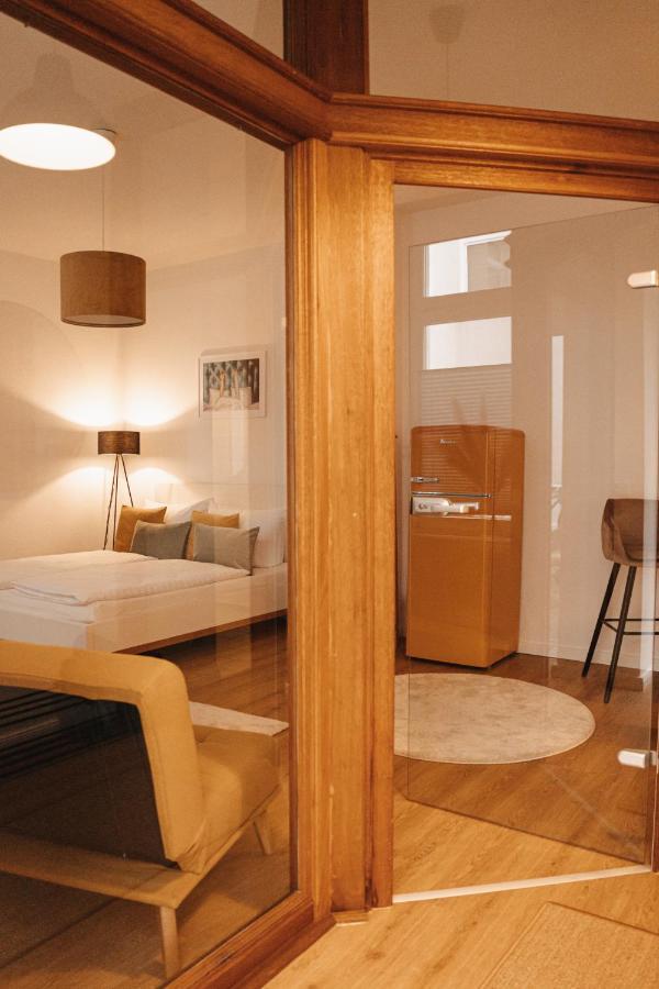 Studio Apartment Im Zentrum Mit Parkplatz & Neuem Badezimmer Magdeburk Exteriér fotografie